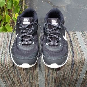 Nike size 7 shoes